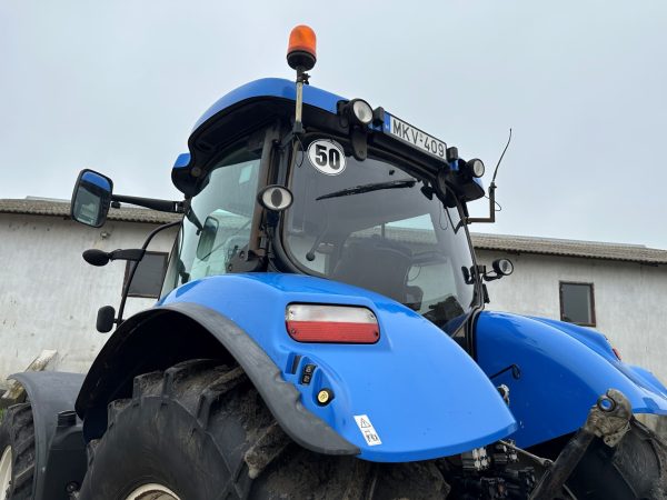 New Holland T7.270 tractor - Image 19