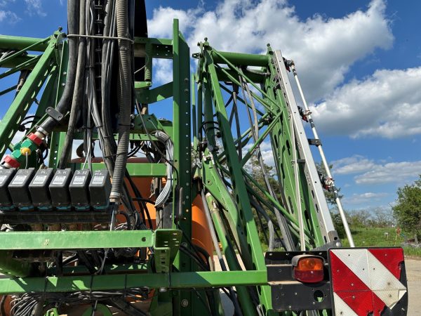 Amazone UG 3000/18 Nova sprayer - Image 25