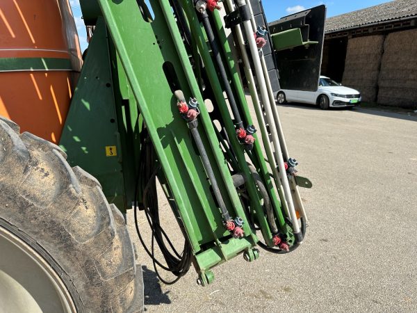 Amazone UG 3000/18 Nova sprayer - Image 26