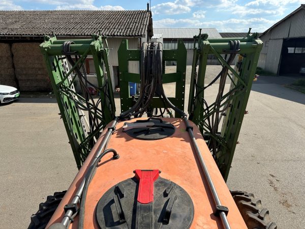 Amazone UG 3000/18 Nova sprayer - Image 39