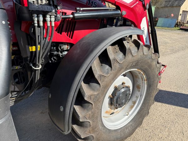 Case IH Maxxum 115 tractor - Image 22