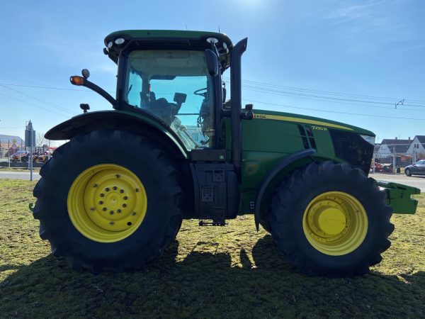 John Deere 7230R tractor - Image 5