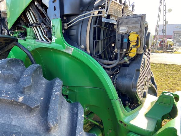 John Deere 7230R tractor - Image 33