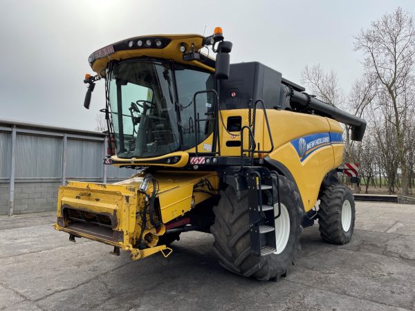 New Holland CX8.80 kombájn