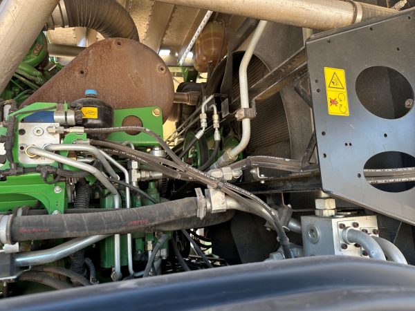 John Deere 8600 silózó - Image 19