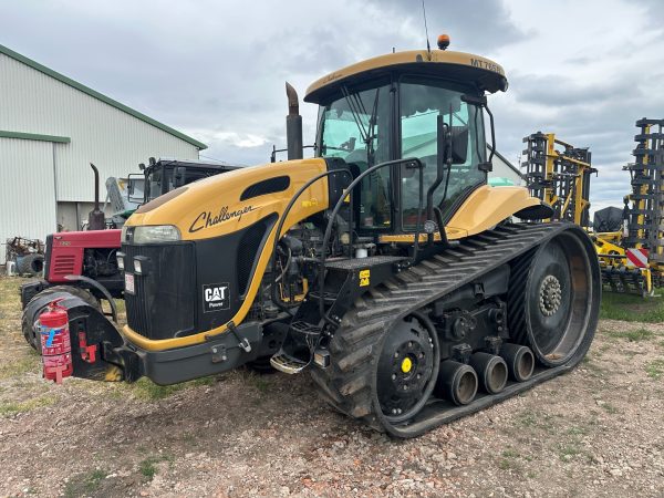 Challenger MT 765B tractor