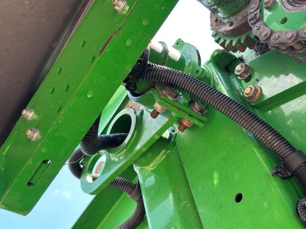 John Deere 854 MaxiCut bálázó - Image 30