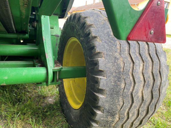 John Deere 852 bálázó - Image 12