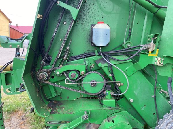 John Deere 852 bálázó - Image 22