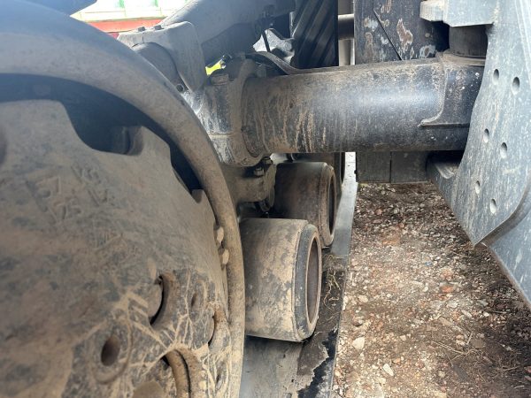 Challenger MT 765B tractor - Image 7