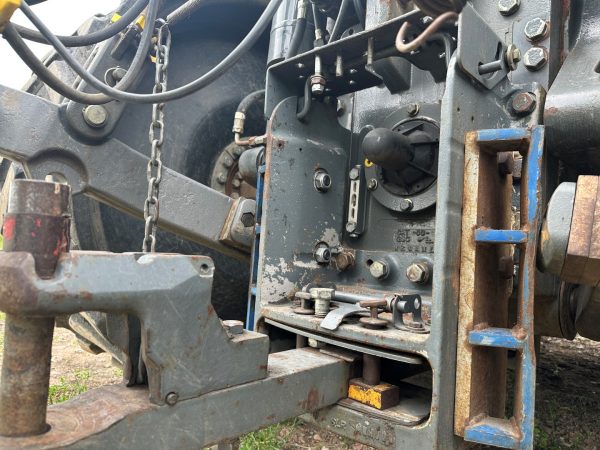 Challenger MT 765B tractor - Image 18