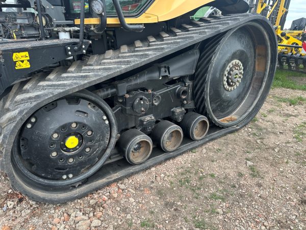 Challenger MT 765B tractor - Image 21