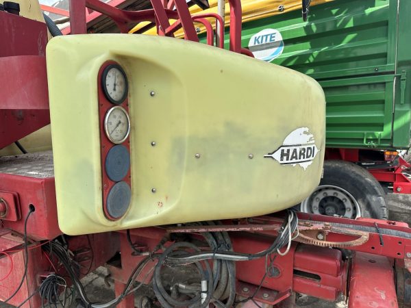 Hardi Commander Plus 2800 Twin Force vontatott légzsákos permetező - Image 22