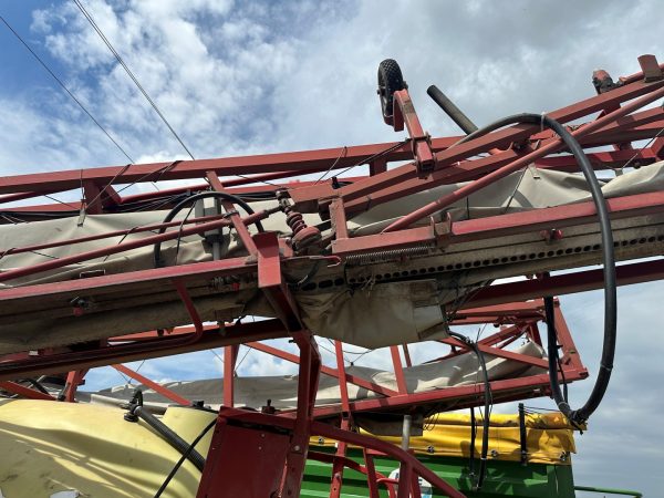 Hardi Commander Plus 2800 Twin Force vontatott légzsákos permetező - Image 30