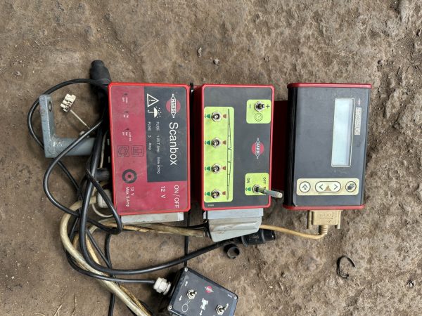 Hardi Commander Plus 2800 Twin Force vontatott légzsákos permetező - Image 41
