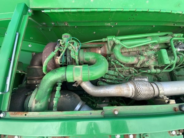 John Deere T660 kombájn - Image 29