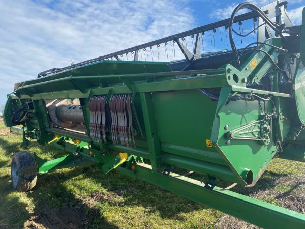 John Deere T660 kombájn - Image 38