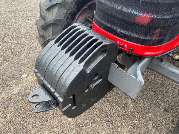 Massey Ferguson M5711 tractor - Image 11
