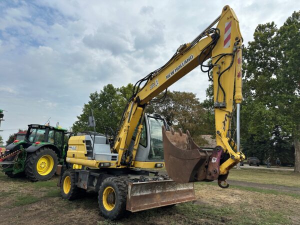 New Holland 4.6 - Image 5