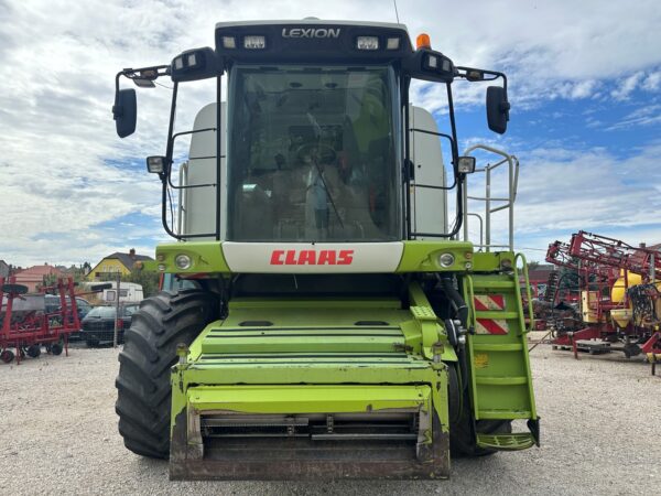 Claas Lexion 550 kombájn - Image 3